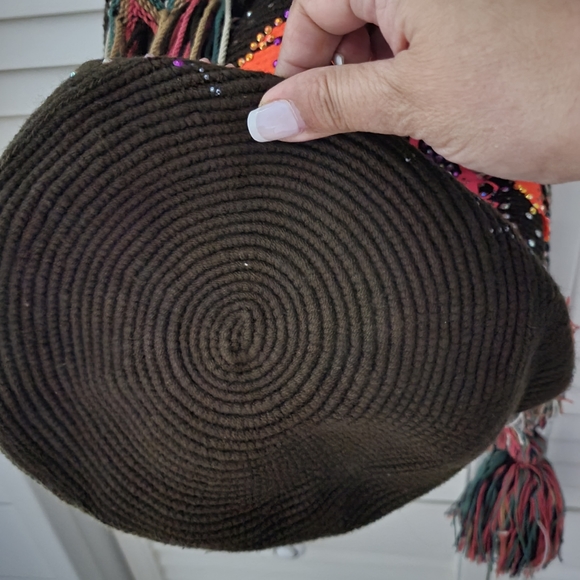 Wayuu boho bag with Swarovski embellishments - Picture 6 of 8